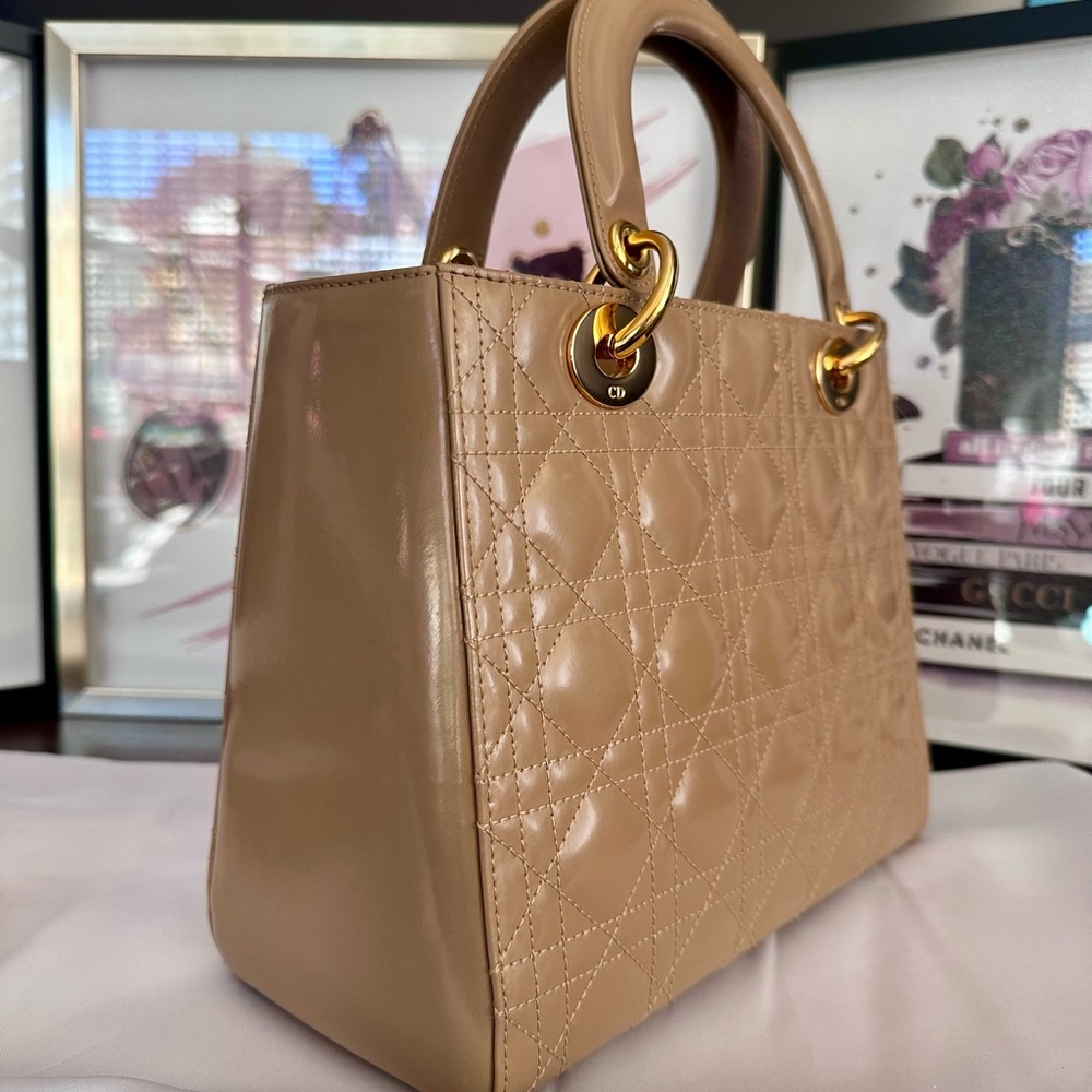 Christian Dior Tan Quilted Leather Handbag - Picture 3 of 17